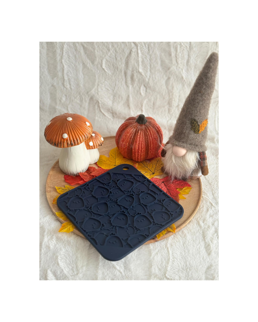 Tapis de léchage bleu marine